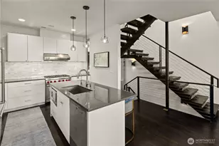 2832 Fairview Ave E, Seattle, WA 98102 - Photo 6