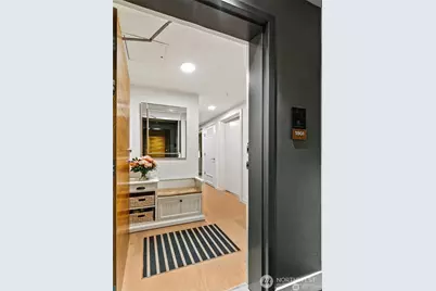 800 Columbia Street #1801, Seattle, WA 98104 - Photo 20