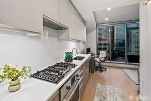 800 Columbia St, Seattle, WA 98104 - Photo 14