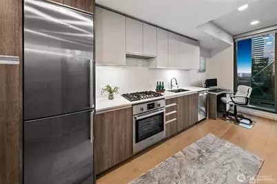 800 Columbia Street #1801, Seattle, WA 98104 - Photo 12