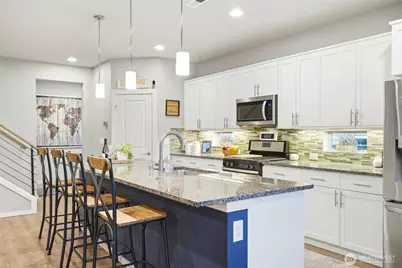 32909 Crystal Lakes Lane, Black Diamond, WA 98010 - Photo 10