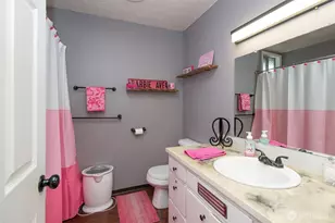 413 E Orcas Ave, Port Angeles, WA 98362 - Photo 16