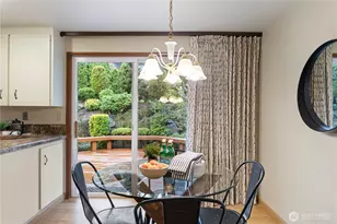 19225 51st Ave NE, Lake Forest Park, WA 98155 - Photo 16