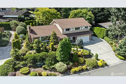 19225 51st Avenue NE, Lake Forest Park, WA 98155 - Photo 1