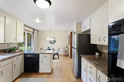 19225 51st Avenue NE, Lake Forest Park, WA 98155 - Photo 14