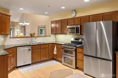 906 72nd Street SE, Auburn, WA 98092 - Photo 2