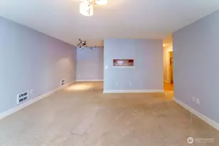 8025 234th Street SW, Edmonds, WA 98026 - Photo 4