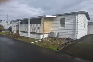 1965 Westside Hwy, Kelso, WA 98626 - Photo 1