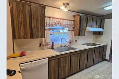 1965 Westside Highway #117, Kelso, WA 98626 - Photo 12