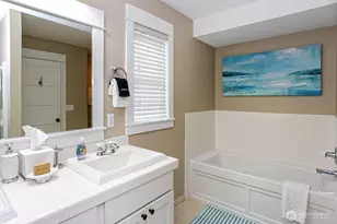 38 Trillium Ln, Pacific Beach, WA 98571 - Photo 14