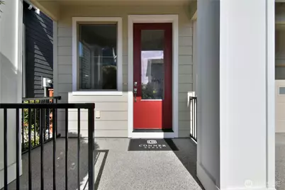 218 SW 96th Lane, Seattle, WA 98106 - Photo 2