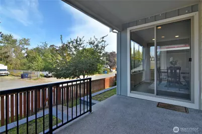 218 SW 96th Lane, Seattle, WA 98106 - Photo 22