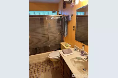 7033 S 116th Place, Seattle, WA 98178 - Photo 10