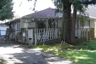 7033 S 116th Pl, Seattle, WA 98178 - Photo 1