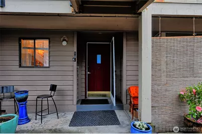 20131 61st Place W #D-104, Lynnwood, WA 98036 - Photo 16