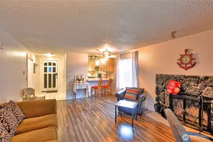 20131 61st Pl W, Lynnwood, WA 98036 - Photo 8