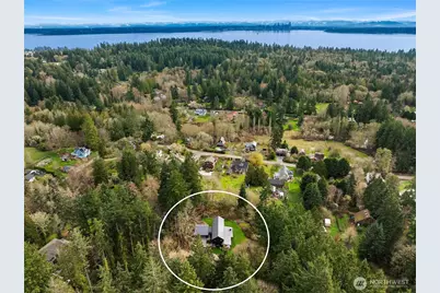 9661 NE Pine Street, Bainbridge Island, WA 98110 - Photo 38