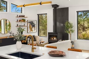 9661 NE Pine St, Bainbridge Island, WA 98110 - Photo 6