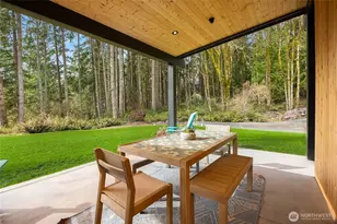 9661 NE Pine St, Bainbridge Island, WA 98110 - Photo 16