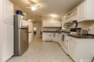 9204 206th Ave Ct E, Graham, WA 98338 - Photo 26