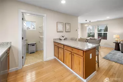 22669 Fern Reach Circle NE, Redmond, WA 98053 - Photo 12