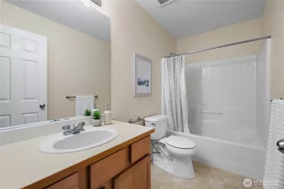 22669 Fern Reach Circle NE, Redmond, WA 98053 - Photo 20