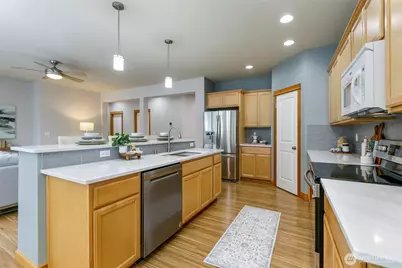 19923 10th Avenue W, Lynnwood, WA 98036 - Photo 8