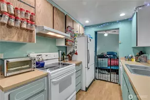 20327 W Richmond Rd, Bothell, WA 98021 - Photo 12