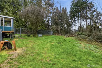 20327 W Richmond Road, Bothell, WA 98021 - Photo 22
