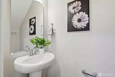 14606 35th Court NE, Lake Forest Park, WA 98155 - Photo 18