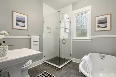 511 W McGraw Street, Seattle, WA 98119 - Photo 12