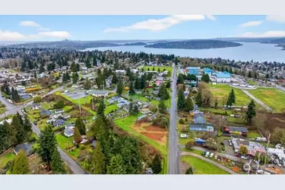 12511 80th Avenue S, Seattle, WA 98178 - Photo 14