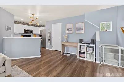 6827 SE Gove Street #10, Snoqualmie, WA 98065 - Photo 6