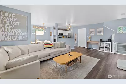 6827 SE Gove Street #10, Snoqualmie, WA 98065 - Photo 4