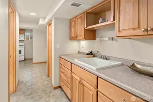 11340 Alton Ave NE, Seattle, WA 98125 - Photo 22