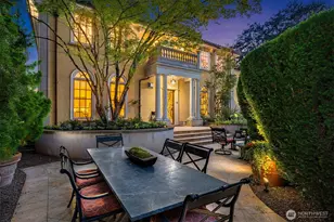 623 W Highland Dr, Seattle, WA 98119 - Photo 10