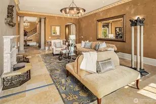 623 W Highland Dr, Seattle, WA 98119 - Photo 16