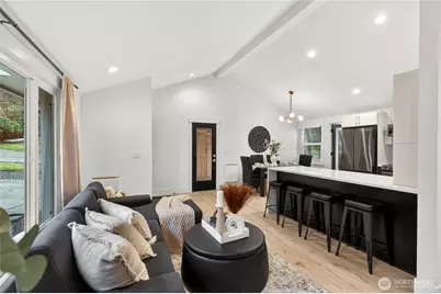 14551 Ashworth Avenue N, Shoreline, WA 98133 - Photo 8