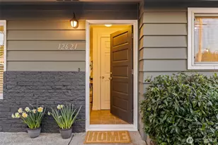 12621 156th Ave SE, Renton, WA 98059 - Photo 2