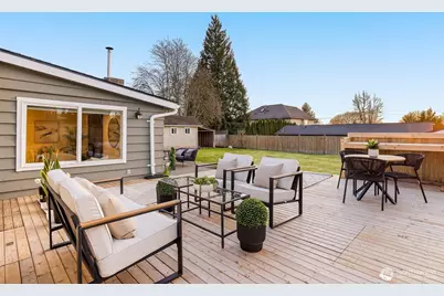 12621 156th Avenue SE, Renton, WA 98059 - Photo 30