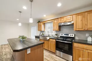 10206 SE Grandview St, Port Orchard, WA 98366 - Photo 6