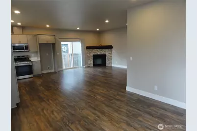 1724 14th Street, Bremerton, WA 98337 - Photo 2