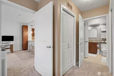 211 Kirkland Ave #421, Kirkland, WA 98033 - Photo 16