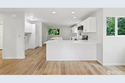 4404 Terrace Drive #8, Everett, WA 98203 - Photo 8