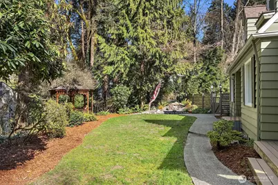 2431 SW 149th Place, Burien, WA 98166 - Photo 8