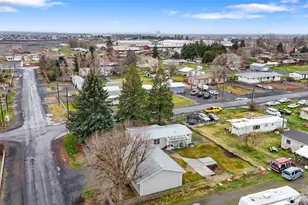 8780 NE Lybbert Dr, Moses Lake, WA 98837 - Photo 34