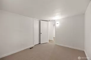 8780 NE Lybbert Dr, Moses Lake, WA 98837 - Photo 18