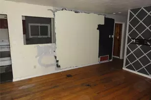 1820 S Sprague Ave, Tacoma, WA 98405 - Photo 2