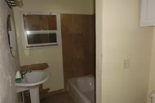 1820 S Sprague Ave, Tacoma, WA 98405 - Photo 10