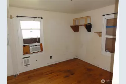 1820 S Sprague Avenue, Tacoma, WA 98405 - Photo 8